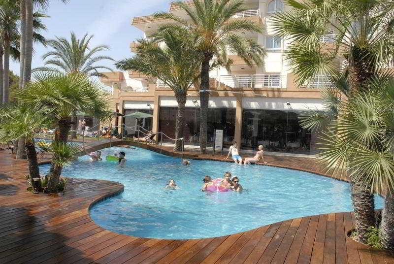 Hotel Illot Suites Cala Ratjada  Exterior photo