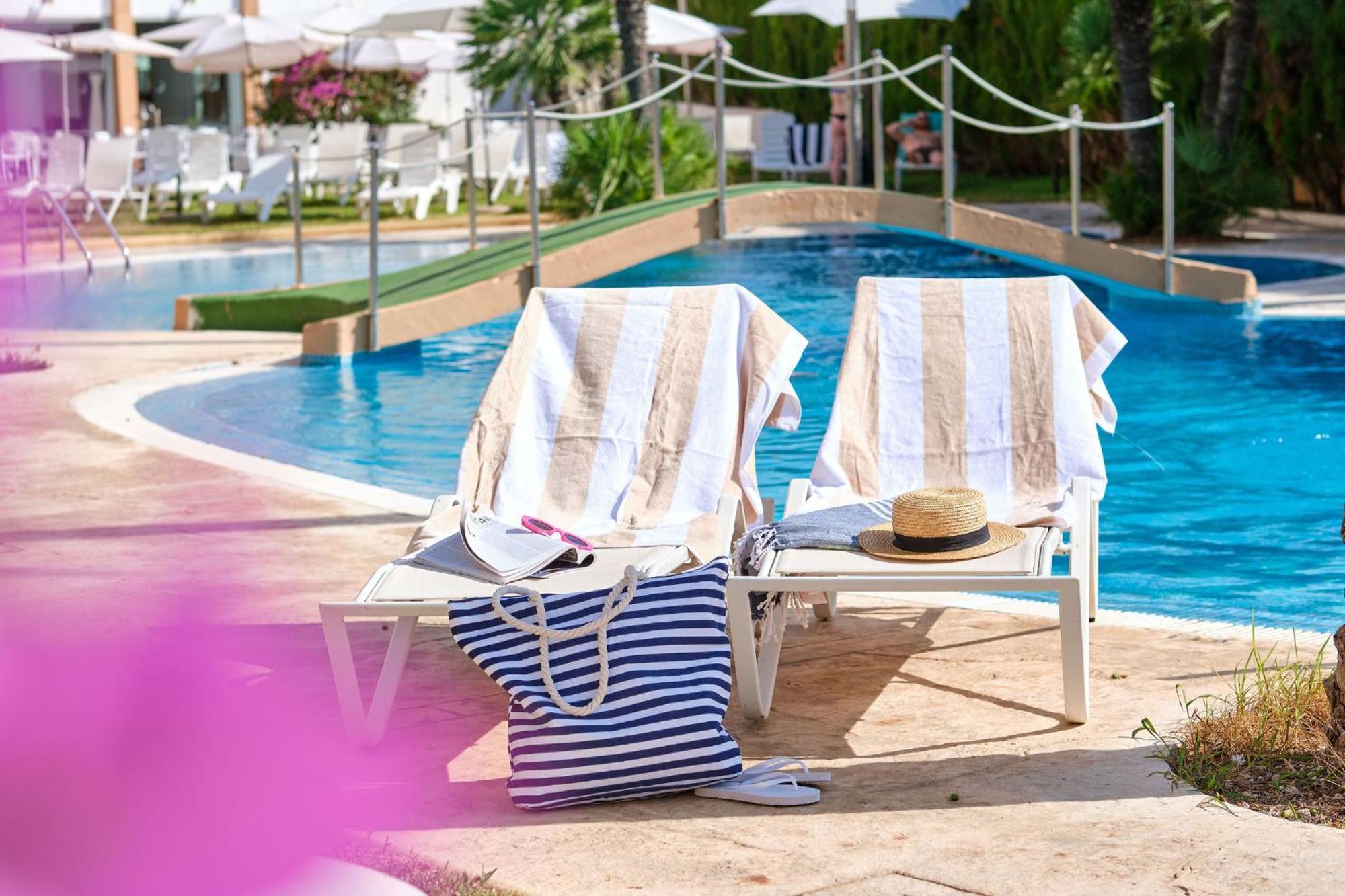 Hotel Illot Suites Cala Ratjada  Exterior photo