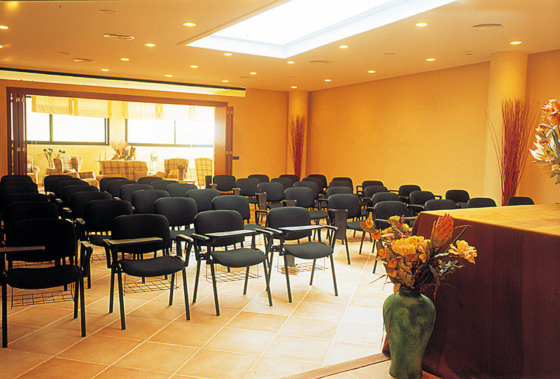 Hotel Illot Suites Cala Ratjada  Exterior photo
