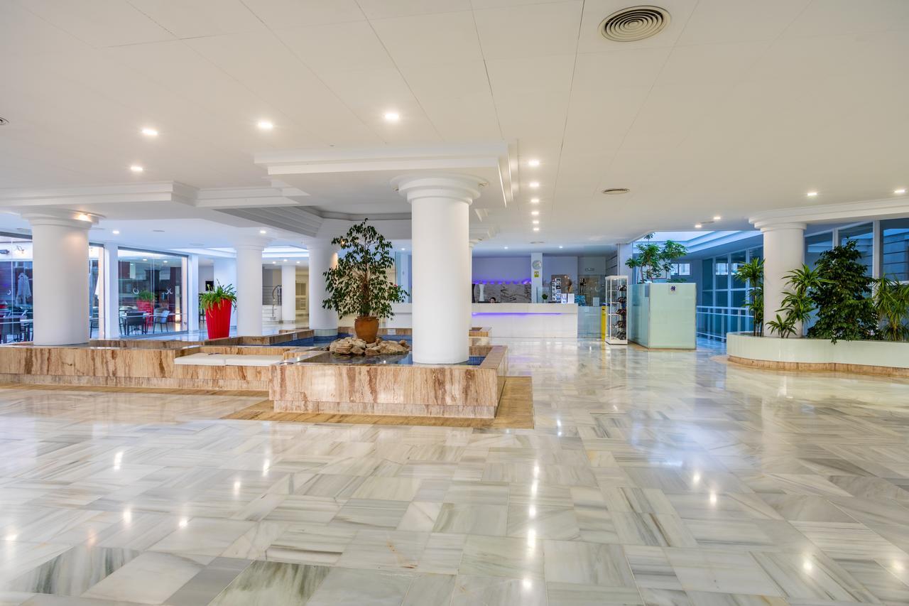 Hotel Illot Suites Cala Ratjada  Exterior photo