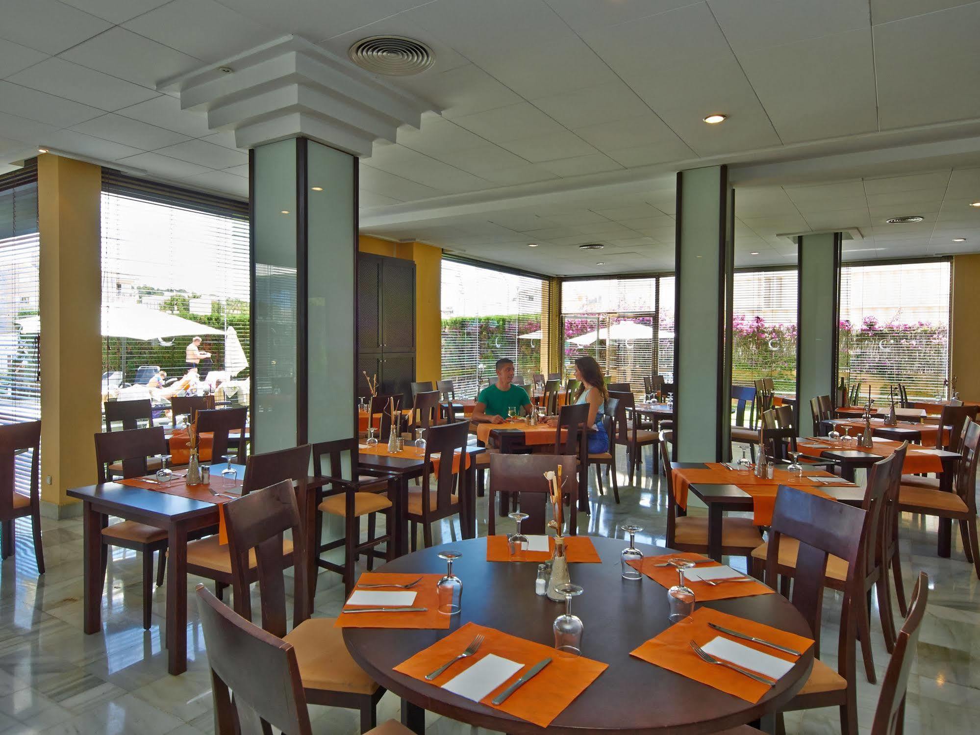 Hotel Illot Suites Cala Ratjada  Exterior photo
